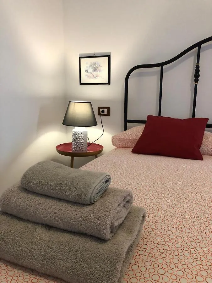 Guest house L'Antica Dimora Hotel Cisano sul Neva Italy
