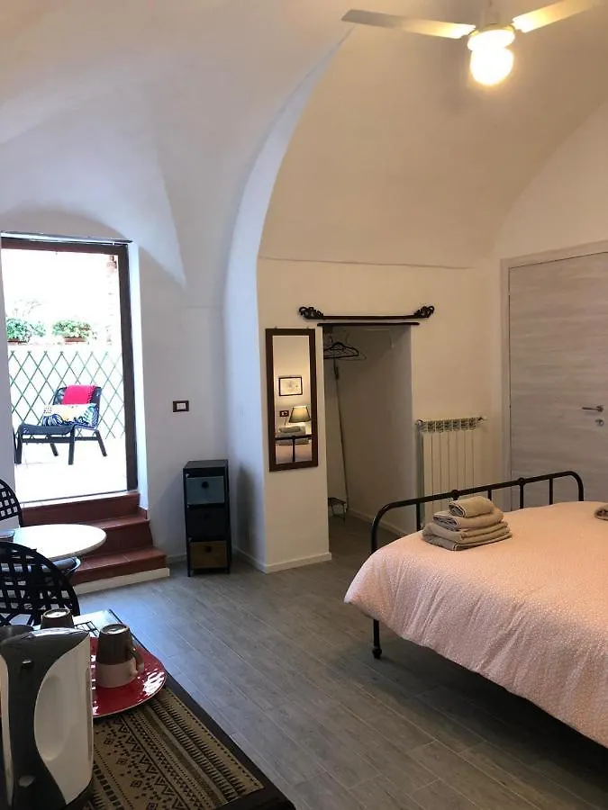 Guest house L'Antica Dimora Hotel Cisano sul Neva Italy