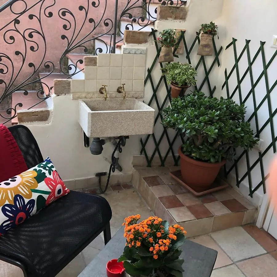 L'Antica Dimora Hotel Cisano sul Neva Italy